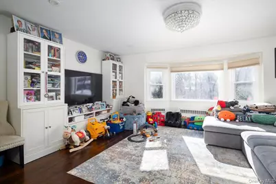 111 Jerusalem Avenue, Massapequa, NY 11758 - Photo 10