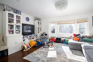 111 Jerusalem Ave, Massapequa, NY 11758 - Photo 10