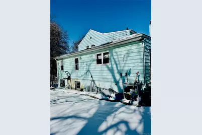 138 W Kingsbridge Road, Mount Vernon, NY 10550 - Photo 6