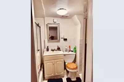 138 W Kingsbridge Road, Mount Vernon, NY 10550 - Photo 4