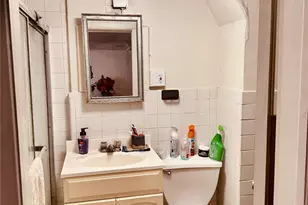 138 W Kingsbridge Rd, Mount Vernon, NY 10550 - Photo 4