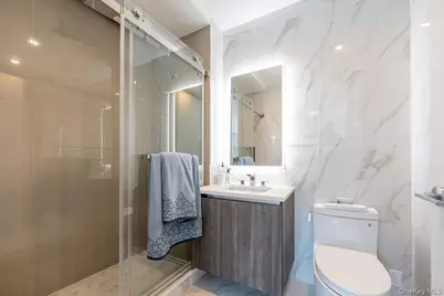 33-66 Farrington Street #9I, Flushing, NY 11354 - Photo 6