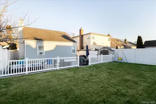 238 Jefferson St, Franklin Square, NY 11010 - Photo 16