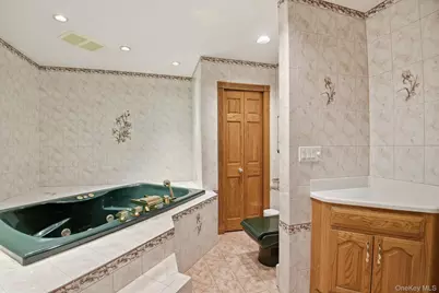 9 Oldfield Court, Garnerville, NY 10923 - Photo 18