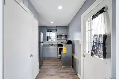 1333 5th Avenue, Bay Shore, NY 11706 - Photo 12