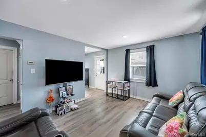 1333 5th Avenue, Bay Shore, NY 11706 - Photo 10