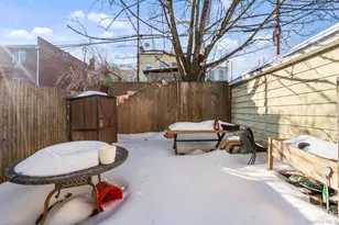 90-22 82nd Rd, Glendale, NY 11385 - Photo 32