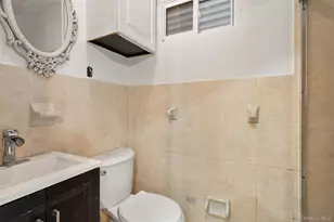 90-22 82nd Rd, Glendale, NY 11385 - Photo 10