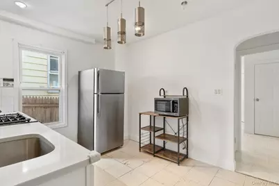 9022 82nd Road, Glendale, NY 11385 - Photo 14