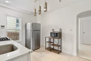 90-22 82nd Rd, Glendale, NY 11385 - Photo 14