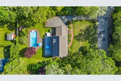 15 Oak Lane, Hampton Bays, NY 11946 - Photo 34