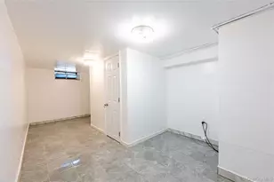 1318 Mace Ave, Bronx, NY 10469 - Photo 12