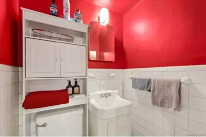 7150 Parsons Boulevard #1M, Fresh Meadows, NY 11365 - Photo 14