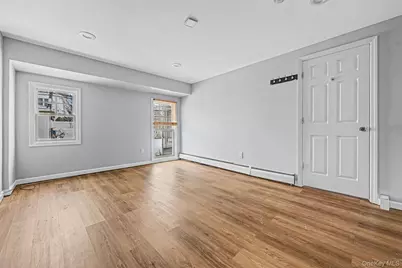 23 Tip Top Lane, Hicksville, NY 11801 - Photo 6
