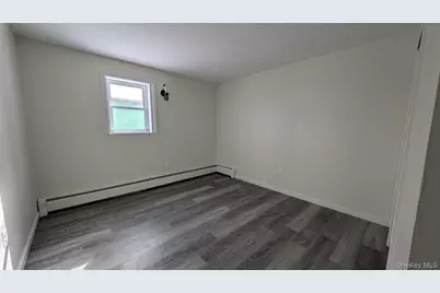 2 Mountain Avenue, Middletown, NY 10940 - Photo 8