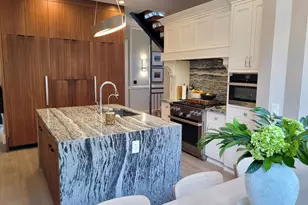 41 Hilton Ave, Garden City, NY 11530 - Photo 10