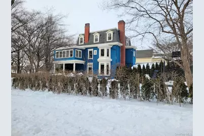 41 Hilton Avenue, Garden City, NY 11530 - Photo 2