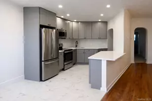 19-16 150th St, Whitestone, NY 11357 - Photo 4