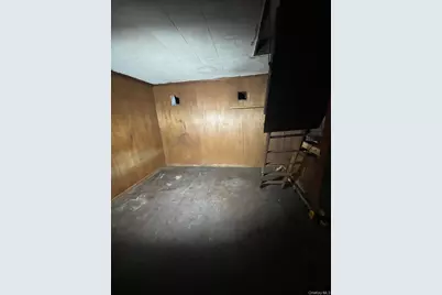 34 Peach Street, Central Islip, NY 11722 - Photo 18