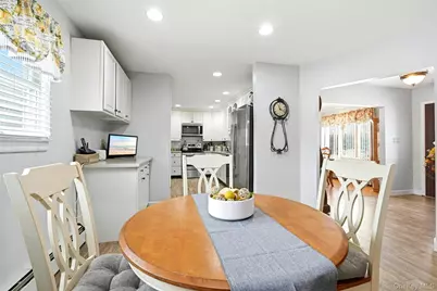 246 Southern Boulevard, Nesconset, NY 11767 - Photo 12