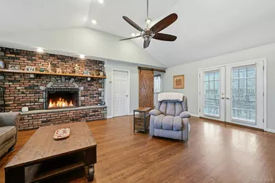 246 Southern Boulevard, Nesconset, NY 11767 - Photo 20