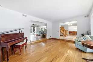 15 Stacy Dr, Port Jefferson Station, NY 11776 - Photo 12