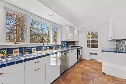 2 Apple Tree Close, Chappaqua, NY 10514 - Photo 6