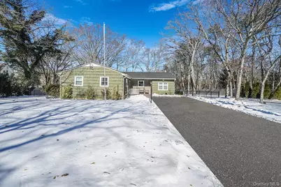 29 Wrana Street, Medford, NY 11763 - Photo 2