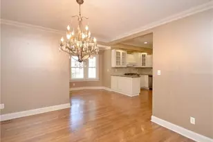 25 Gaynor Ave, Manhasset, NY 11030 - Photo 6