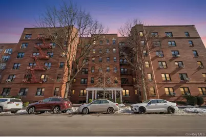 10010 67 Road #4 Floor, Forest Hills, NY 11375 - Photo 4