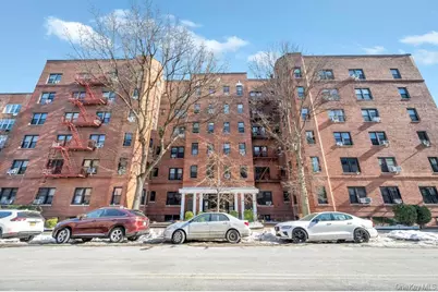 10010 67 Road #4 Floor, Forest Hills, NY 11375 - Photo 6