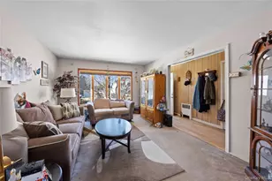 27 Elizabeth Dr, Bethpage, NY 11714 - Photo 8