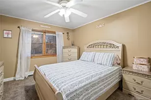 105 Lookout Dr, Sound Beach, NY 11789 - Photo 20