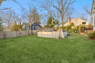 105 Lookout Dr, Sound Beach, NY 11789 - Photo 28