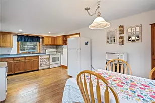 105 Lookout Dr, Sound Beach, NY 11789 - Photo 12