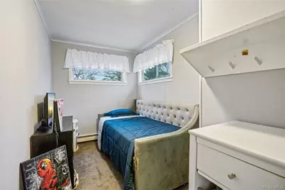 105 Lookout Drive, Sound Beach, NY 11789 - Photo 22