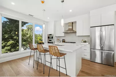 402 Halstead Avenue #404, Harrison, NY 10528 - Photo 4