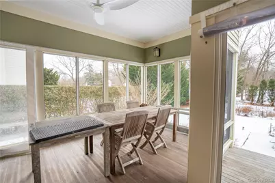 460 Bay Avenue, East Marion, NY 11939 - Photo 8