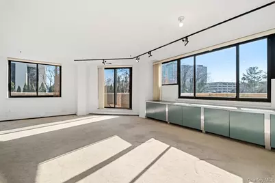 25 Rockledge Avenue #105W, White Plains, NY 10601 - Photo 14