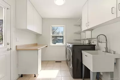 9 Mariners Court, Centerport, NY 11721 - Photo 18