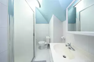 1361 Bay Ridge Pkwy, Brooklyn, NY 11228 - Photo 16