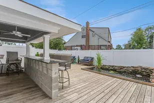 562 Bernice Rd, Franklin Square, NY 11010 - Photo 34