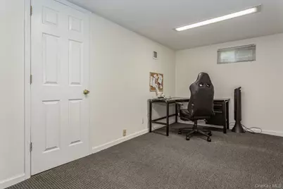 562 Bernice Road, Franklin Square, NY 11010 - Photo 28