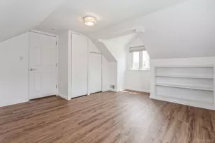 562 Bernice Rd, Franklin Square, NY 11010 - Photo 22