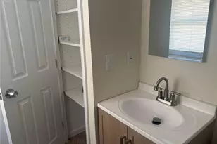 215 Lakewood Street E, Patchogue, NY 11772 - Photo 14