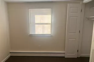 215 Lakewood Street E, Patchogue, NY 11772 - Photo 10