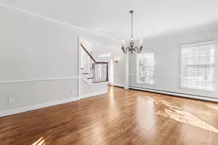 3 Ada Ln, Setauket, NY 11733 - Photo 6