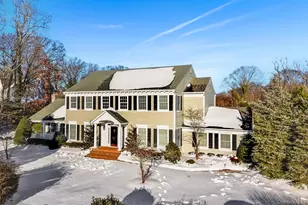 3 Ada Ln, Setauket, NY 11733 - Photo 2