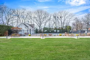 460 Old Town Rd, Port Jefferson Station, NY 11776 - Photo 18