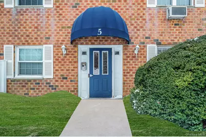 460 Old Town Road #APT 5-M, Port Jefferson Station, NY 11776 - Photo 2